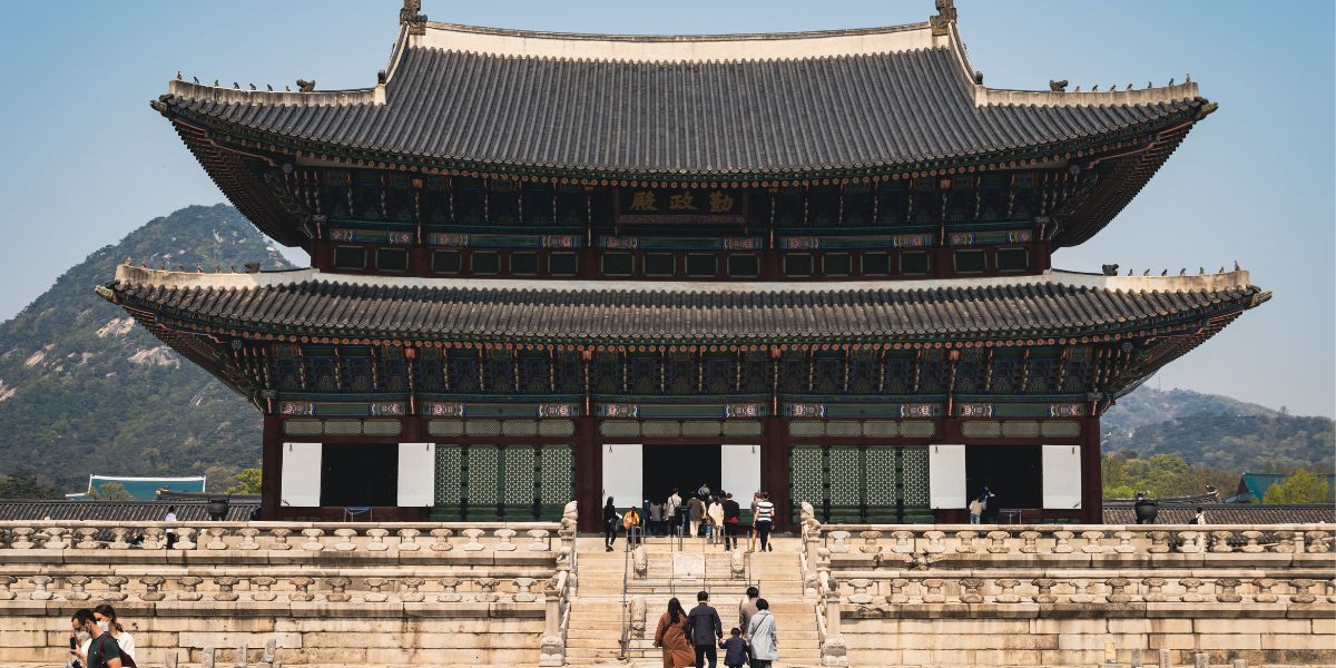 Routine and recommended vaccines for travel in Korea