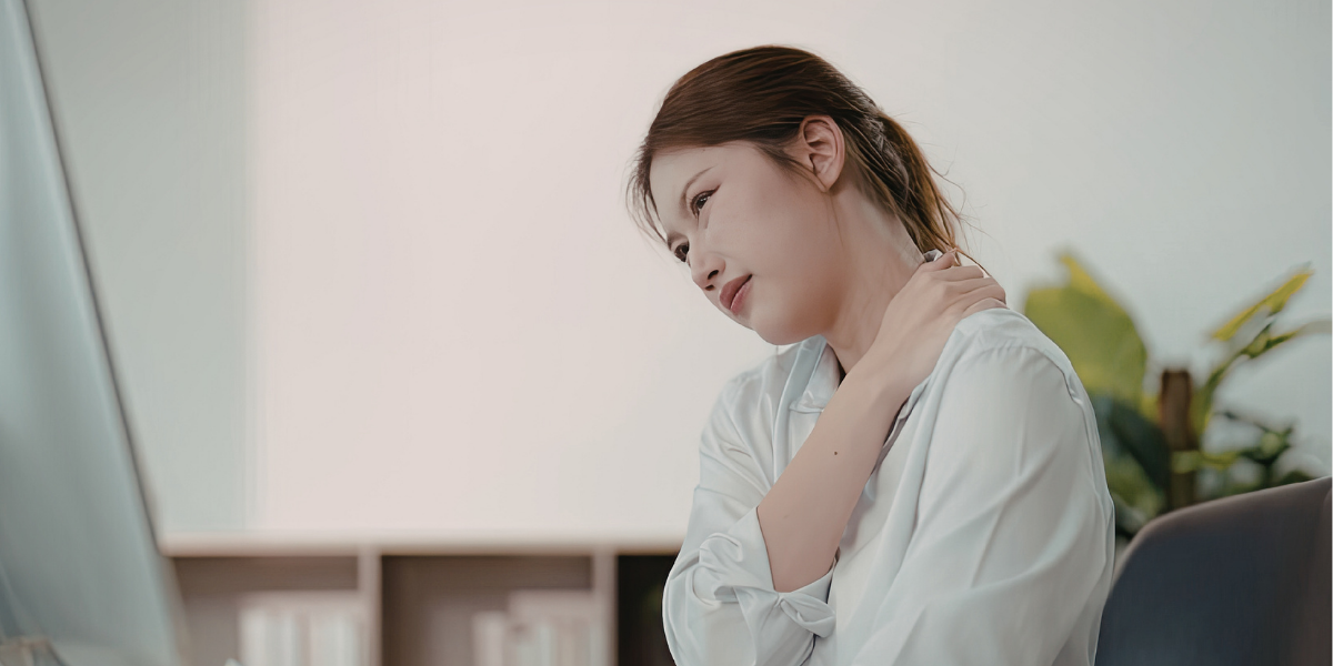 Neck-Strain-Treatment-and-Pain-Relief-in-Singapore-at-gp-clinic-with-physiotherapy-and-acupuncture