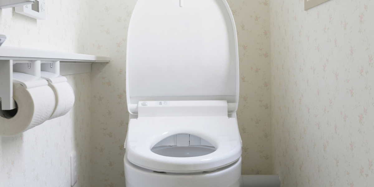 Why Are Your Stools Black or Dark and When Should You Be Concerned